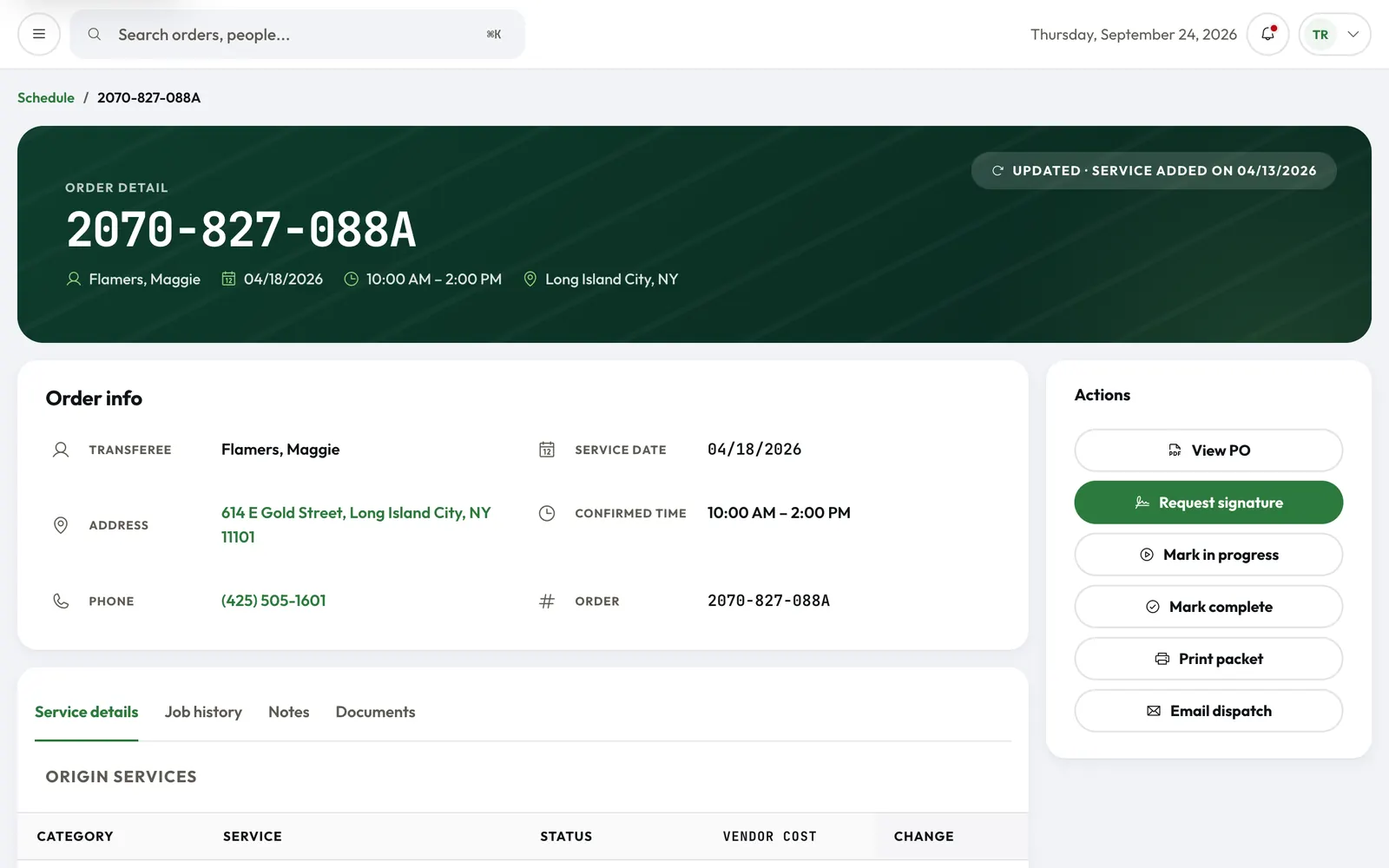 An order in the vendor portal with customer details and actions like request signature